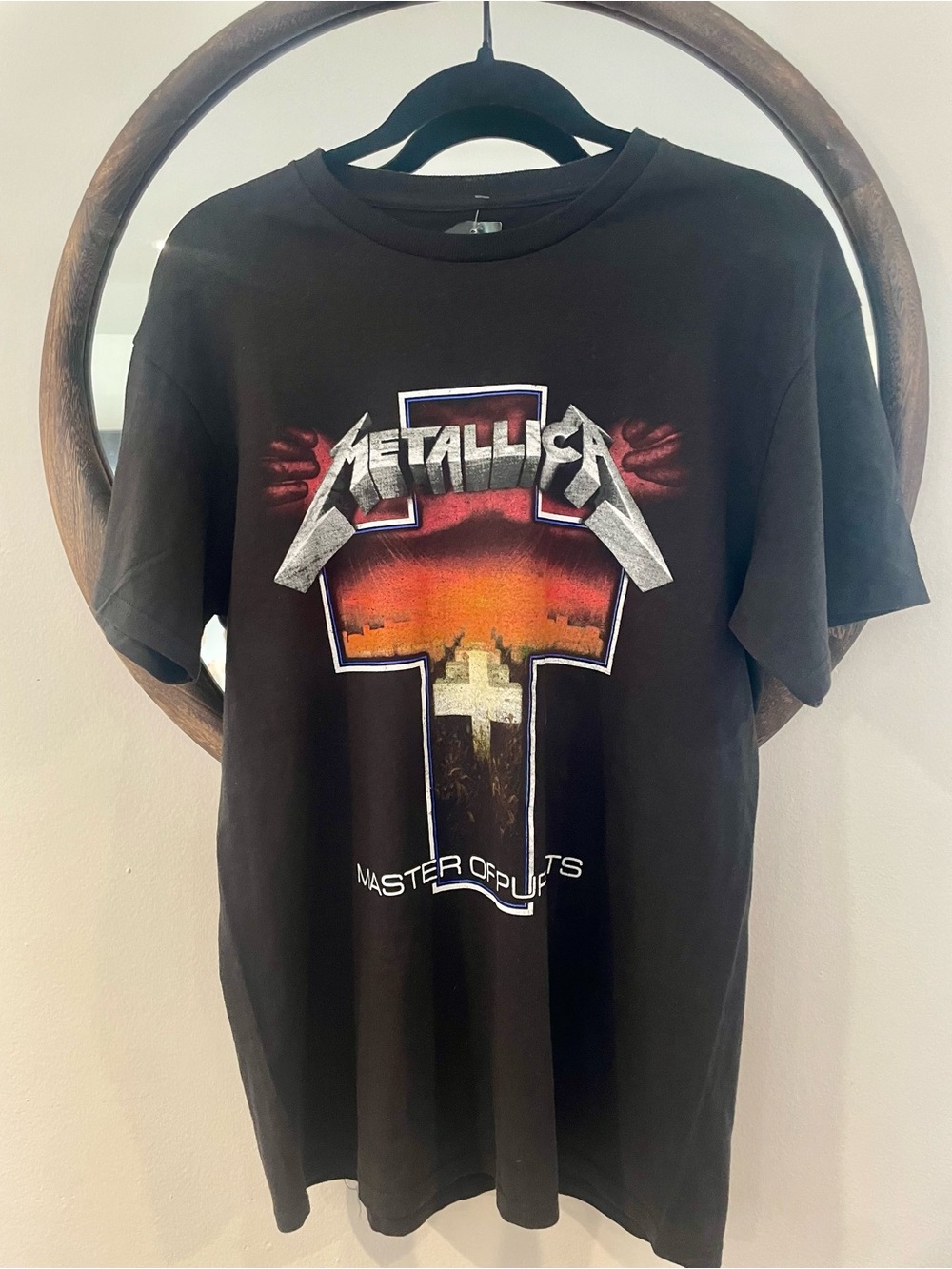 Metallica Men's Black Short-Sleeve Graphic Tee - Master of Puppets